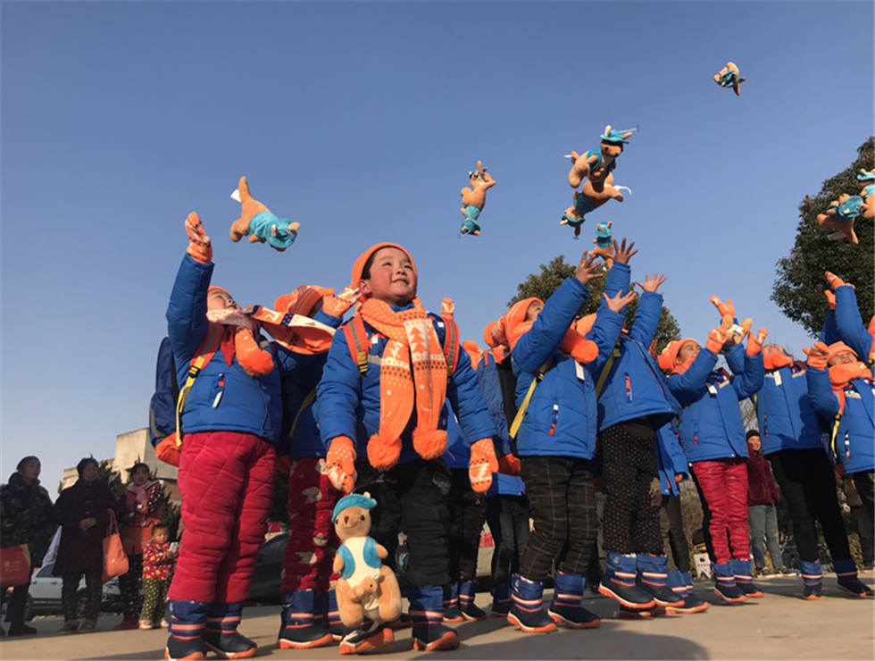 2018年，安徽太和縣雙浮鎮雙浮小學受助孩子。（攝影師：張迪迪）